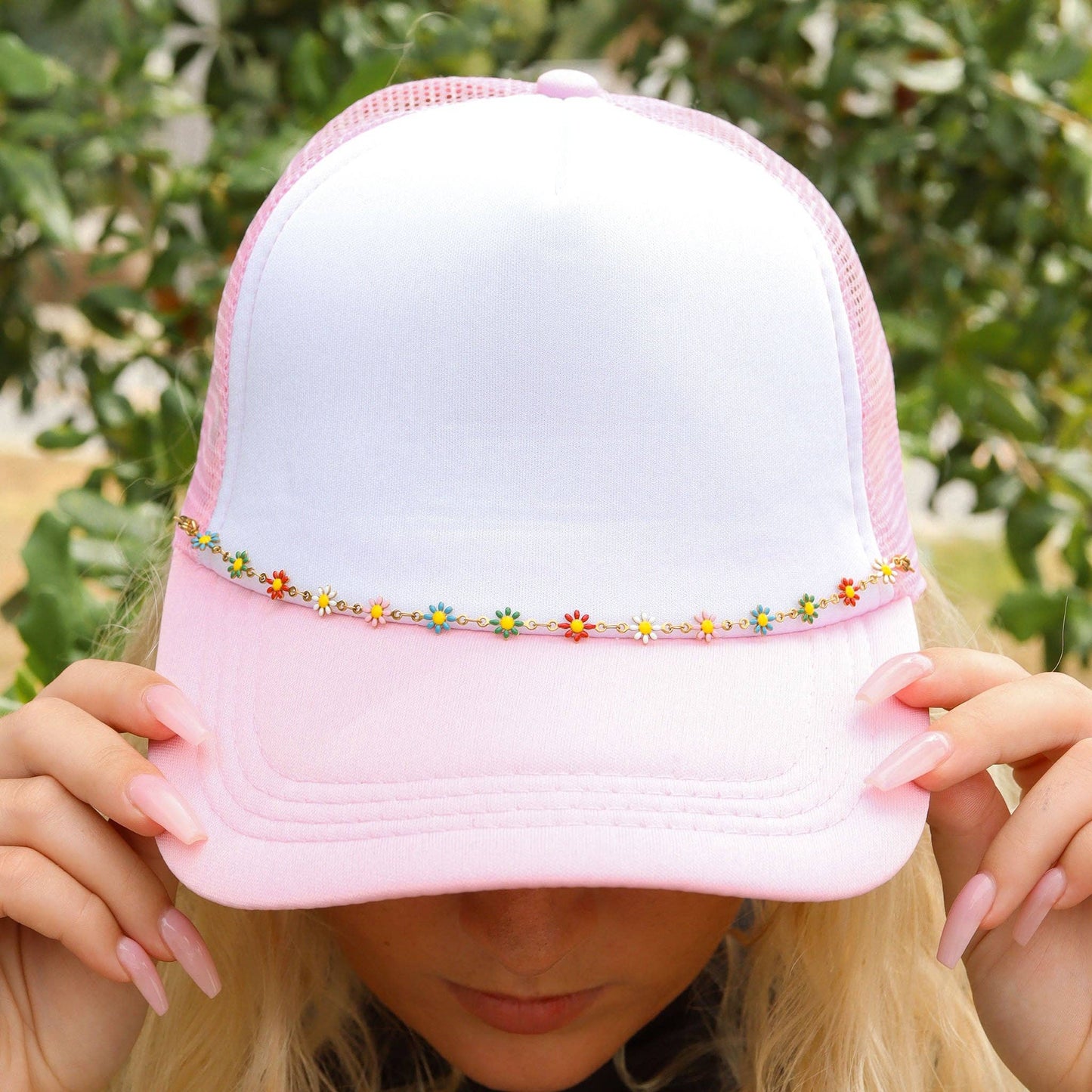 Multi-Colored Daisy Chain - Trucker Hat Chain