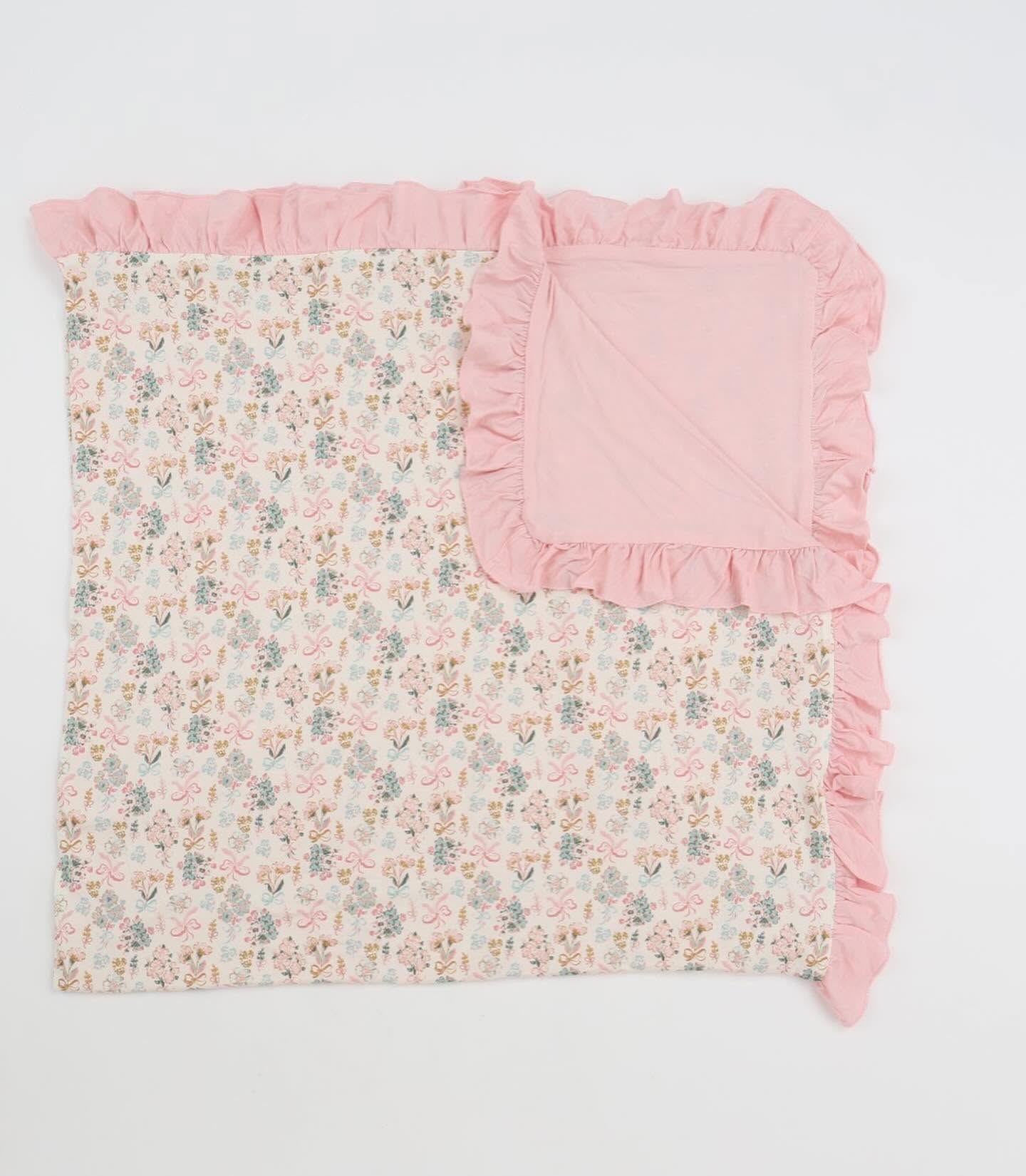 Heirloom Floral Bamboo Blanket - ONE SIZE