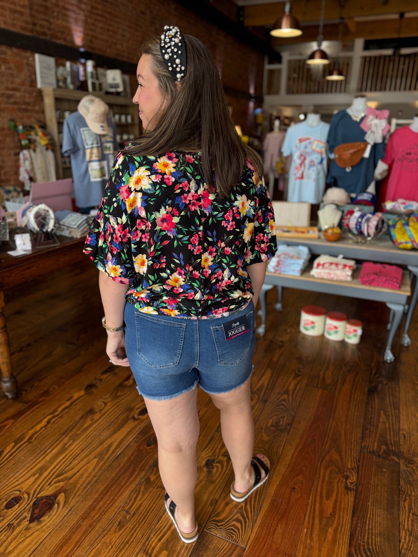 Missy Frayed Hem Jogger Shorts